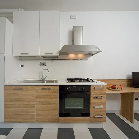 Apartment Locazione Turistica Rosburgo.7 *